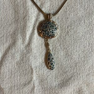 Vintage pendant blue and silver necklace